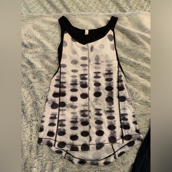 lululemon athletica Tops - Authentic Women’s Lululemon Tank Top